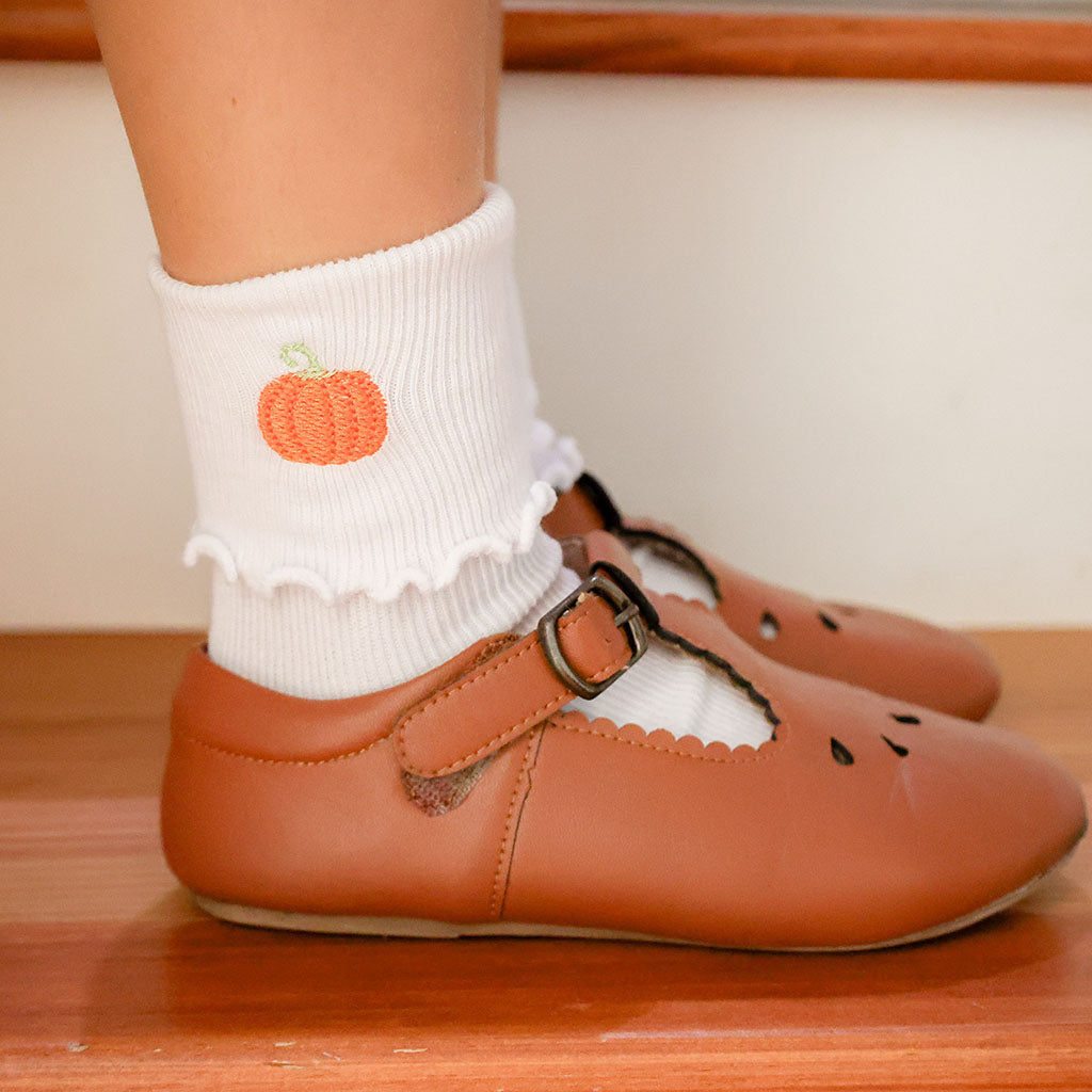 Ruffle girl's socks with  a autumn pumpkin  design for halloween